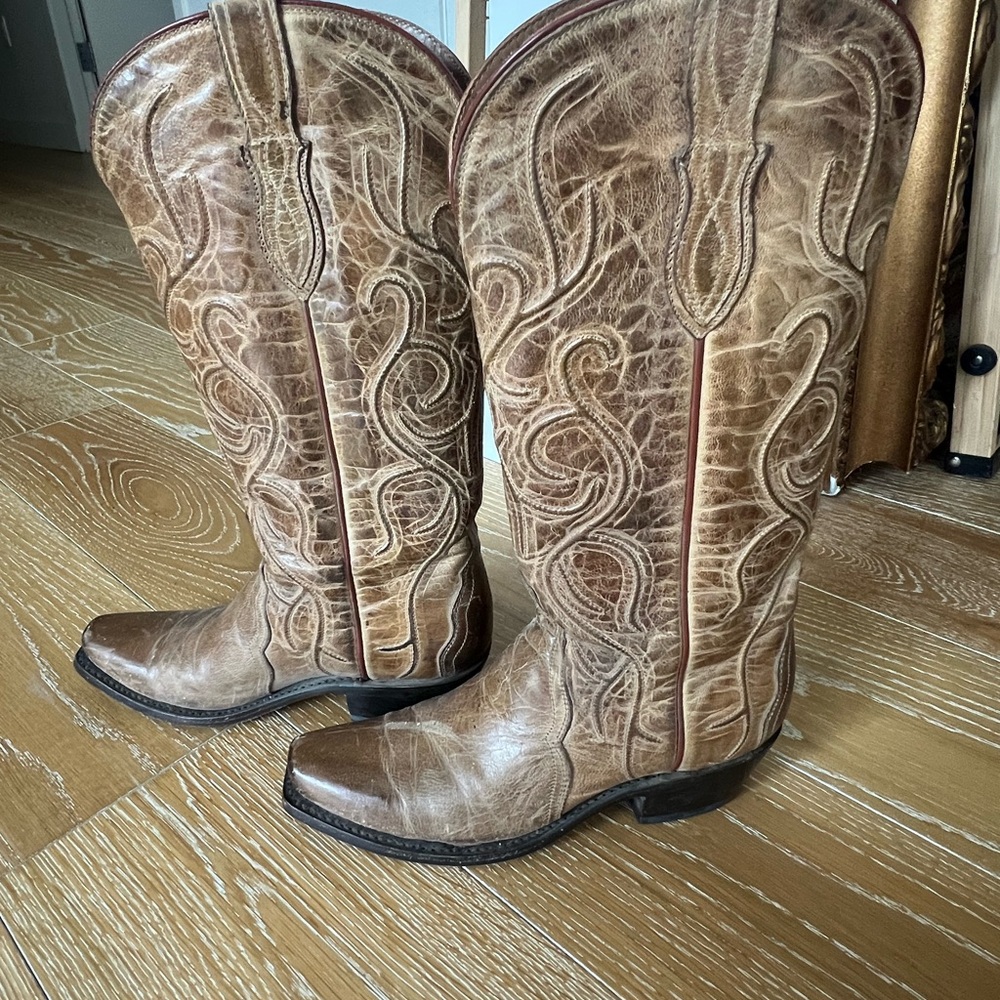 Lucchese Women's Tan Cowboy Boots 6.5